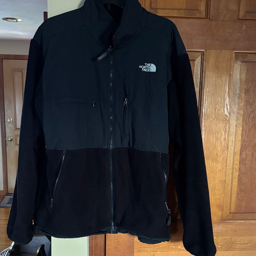 The North Face Men's Black Denali Performance Jacket